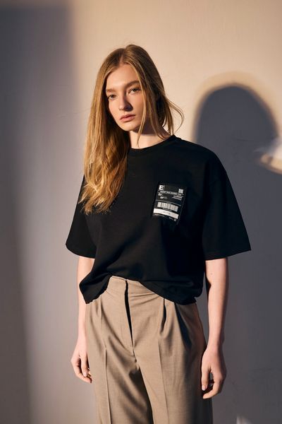 Футболка Tracking Tee у чорному TSRTB06 фото